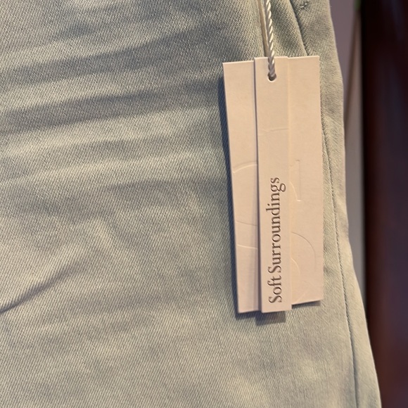 Soft Surroundings size extra large (XL) 8 inch shorts - Picture 3 of 15